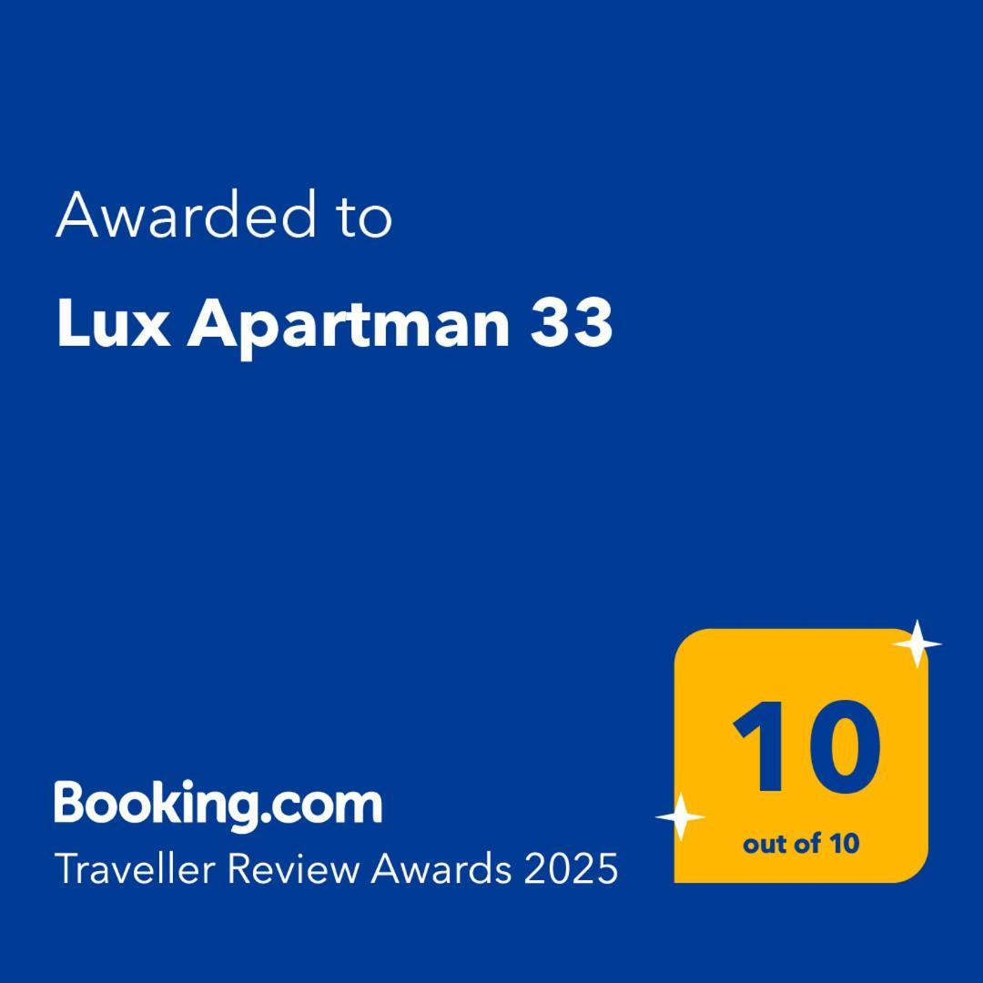 Lux Apartman 33 Kragujevac Buitenkant foto